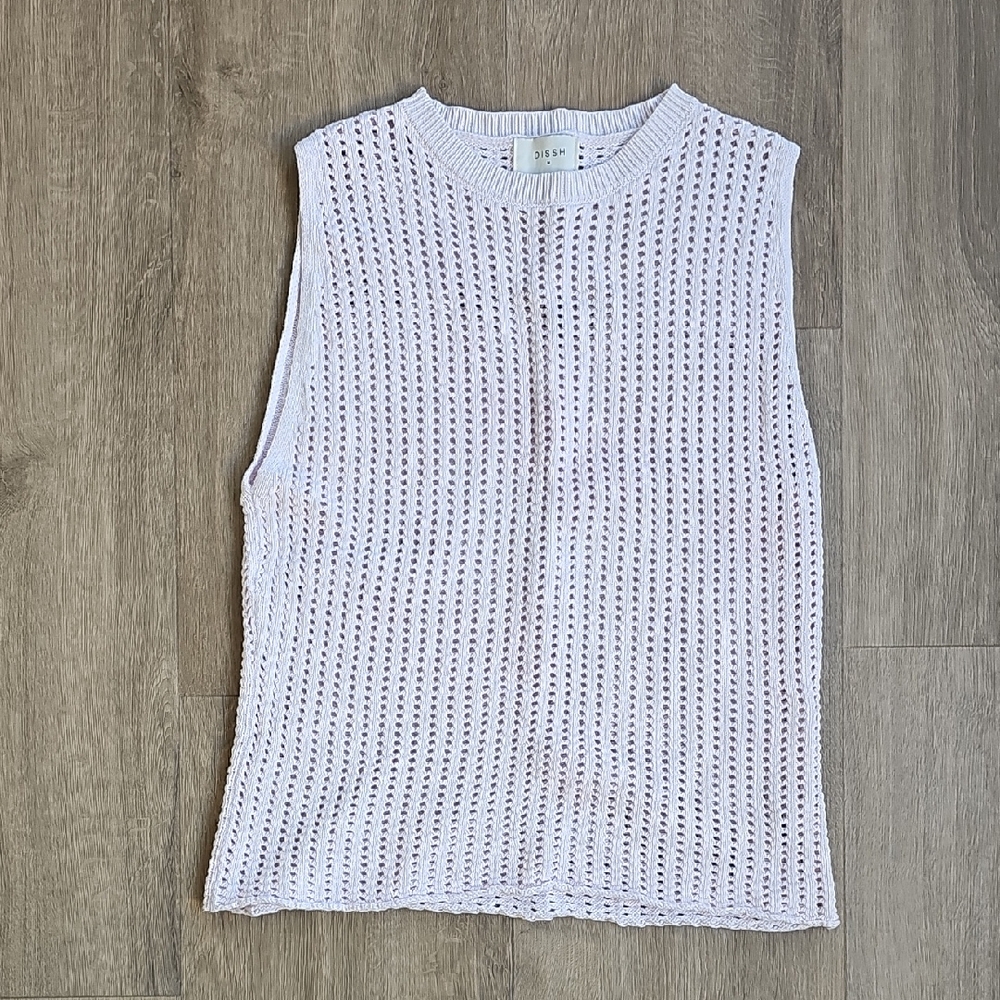 Dissh White Sleeveless Knit Top Size Medium Light Pink